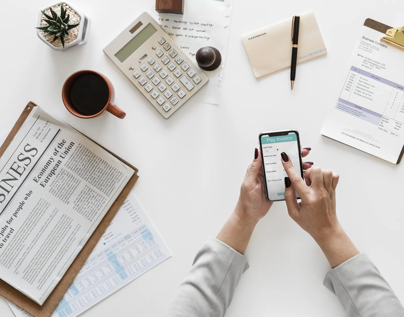 10 razones por las que los psicólogos necesitan una estrategia de Marketing Digital 1 Flat lay of business concept