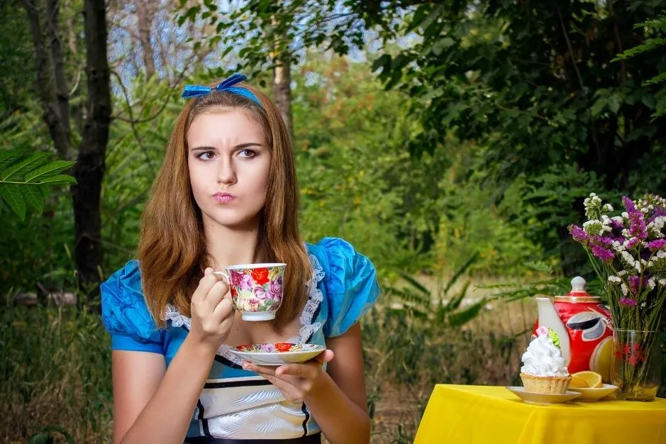 psicologia alicia en el pais de las maravillas blog de psicologia neurita